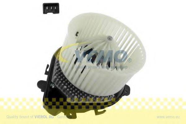 VEMO V22031821 Вентилятор; Пристрій для впуску, повітря в салоні