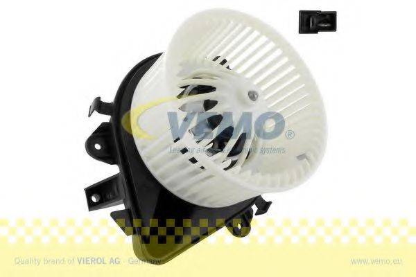 Вентилятор; Пристрій для впуску, повітря в салоні VEMO V24-03-1334