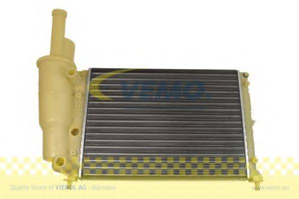 Радиатор, охлаждение двигателя VEMO V24-60-0002