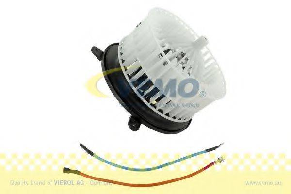 Вентилятор; Пристрій для впуску, повітря в салоні VEMO V30-03-1256-1