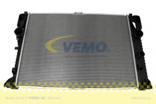 VEMO V30601290 Радиатор, охлаждение двигателя