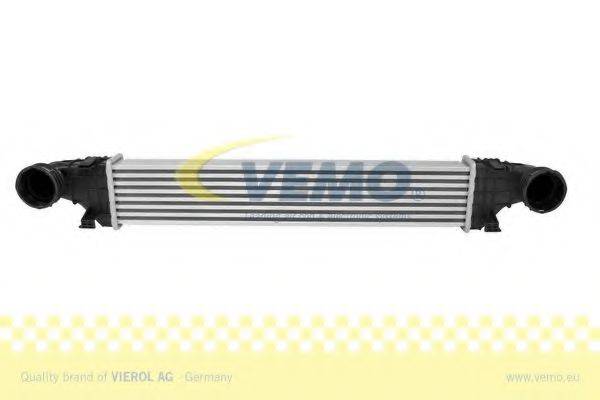 VEMO V30601300 Интеркулер