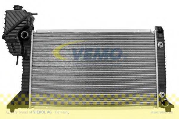 VEMO V30601303 Радиатор, охлаждение двигателя