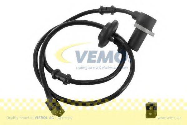 Датчик, частота вращения колеса VEMO V30-72-0139