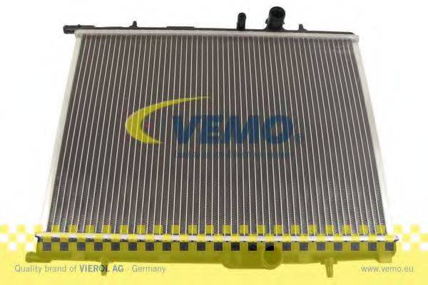 Радіатор, охолодження двигуна VEMO V42-60-0002