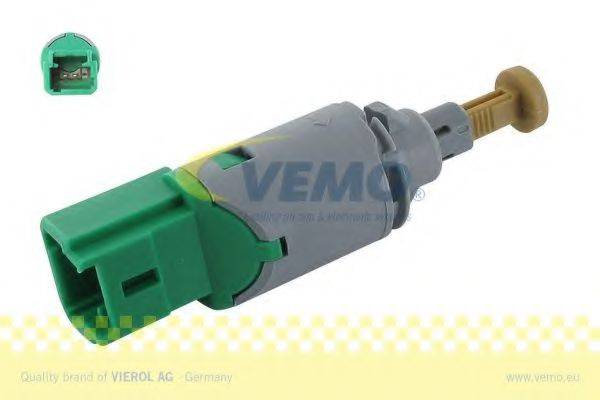 Вимикач ліхтаря сигналу гальмування; Вимикач, привід зчеплення (Tempomat); Вимикач, привід зчеплення (керування двигуном) VEMO V46-73-0033