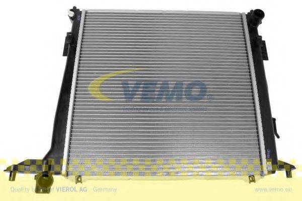 Радіатор, охолодження двигуна VEMO V52-60-0003