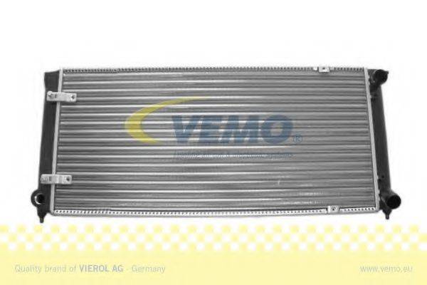 VEMO V15605010 Радиатор, охлаждение двигателя