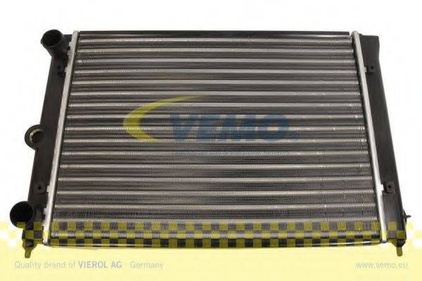 Радіатор, охолодження двигуна VEMO V15-60-5011