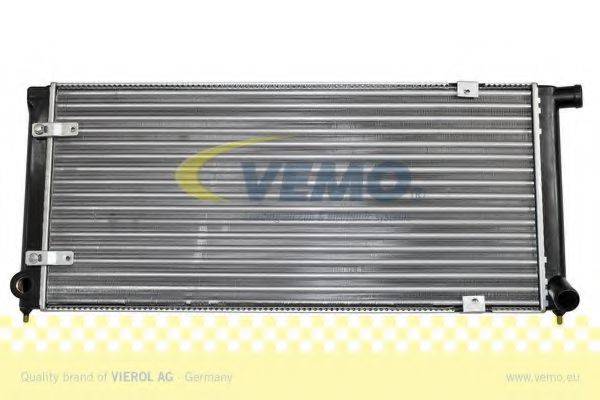 VEMO V15605017 Радиатор, охлаждение двигателя