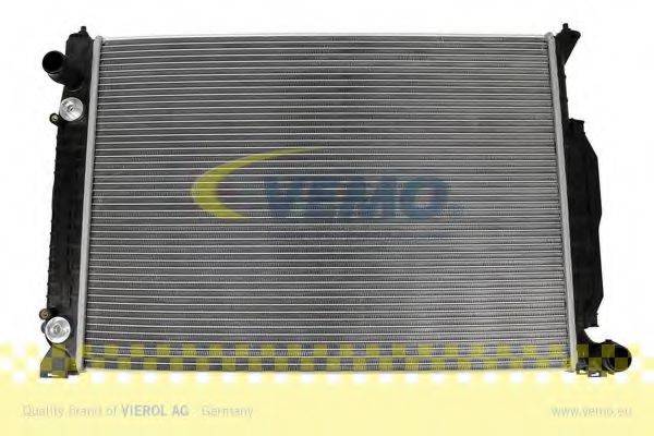 Радіатор, охолодження двигуна VEMO V15-60-6043