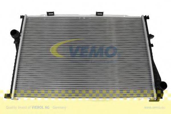 VEMO V20601525 Радиатор, охлаждение двигателя