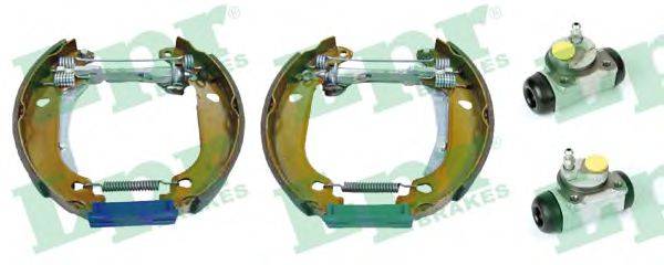Комплект тормозных колодок LPR OEK209